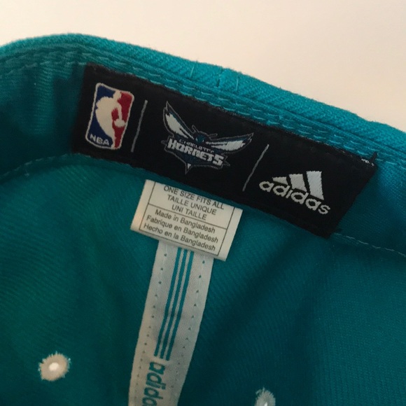 NBA Charlotte Hornets SnapBack Hat - Picture 6 of 6